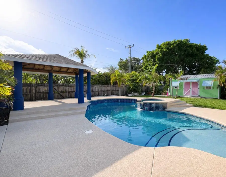 614 SE Flamingo Avenue, Stuart, FL 34996 - #2