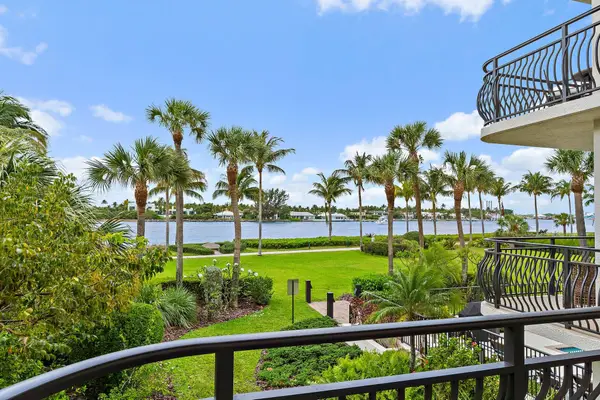 314 Inlet Way #101, Palm Beach Shores, FL 33404