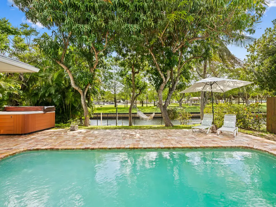 1320 SW 55th Avenue, Plantation, FL 33317 - #3