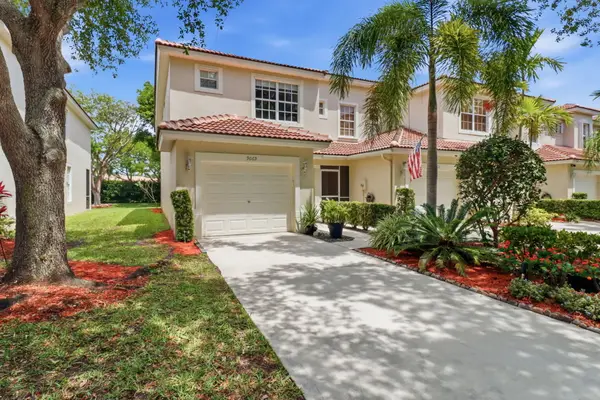 9069 Tremezzo Lane, Boynton Beach, FL 33472