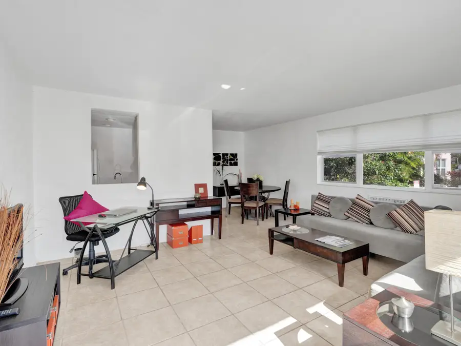 625 Antioch Avenue #110, Fort Lauderdale, FL 33304 - #3