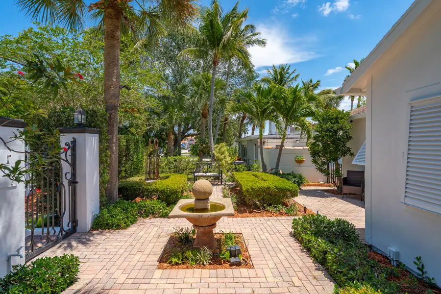 205 N 18th Ave Avenue N, Lake Worth Beach, FL 33460 - #3