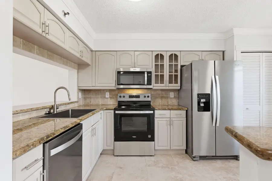 2202 S Cypress Bend Drive #503, Pompano Beach, FL 33069 - #3