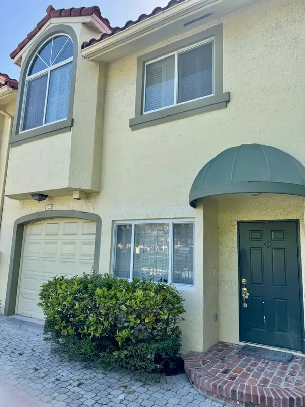 103 NE 14th Avenue #5, Fort Lauderdale, FL 33301