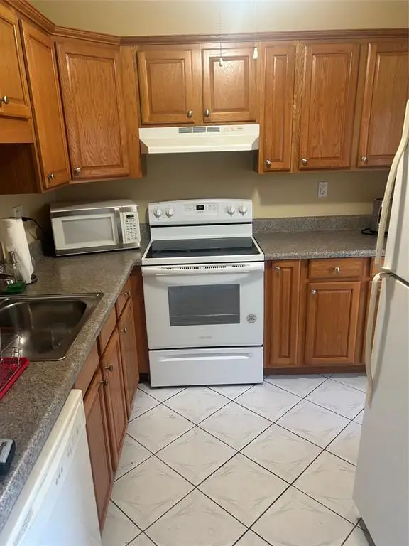 4321 NW 16th Street #C202, Lauderhill, FL 33313 - #3