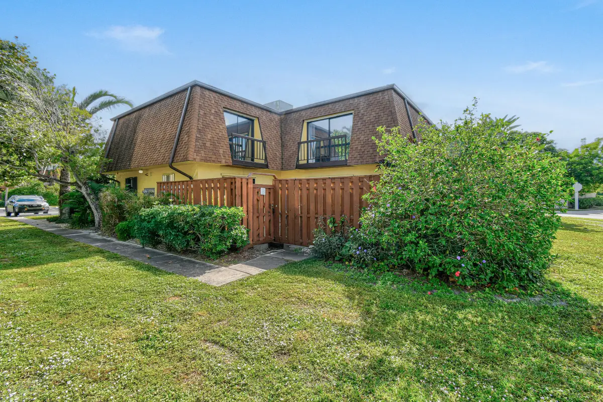 110 N Delaware Boulevard #9b, Jupiter, FL 33458 - #1