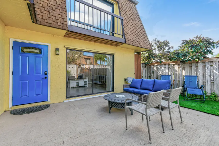 110 N Delaware Boulevard #9b, Jupiter, FL 33458 - #2