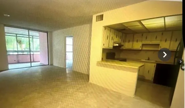 2017 NW 46th Avenue #A206, Lauderhill, FL 33313