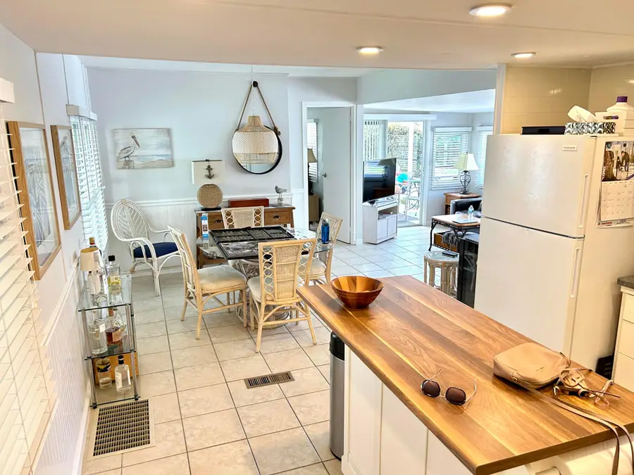 312 Hibiscus Drive, Deerfield Beach, FL 33442 - #3