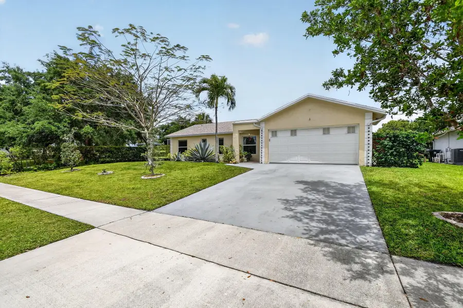 1262 Essex Drive, Wellington, FL 33414 - #3