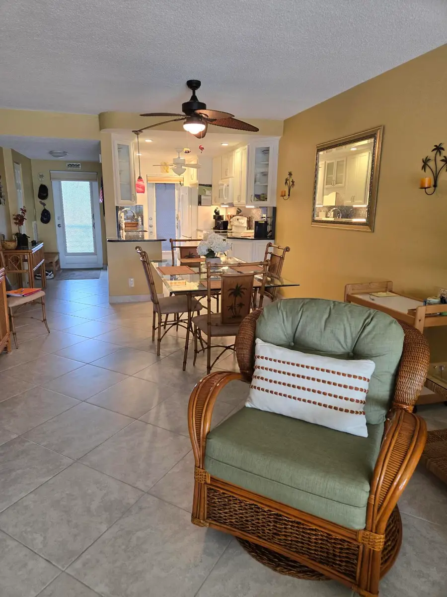 105 NE 19th Avenue, Deerfield Beach, FL 33441 - #2