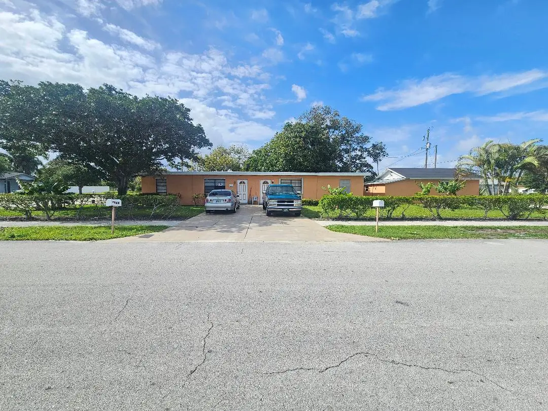 800 NW 1st Street, Delray Beach, FL 33444 - #1