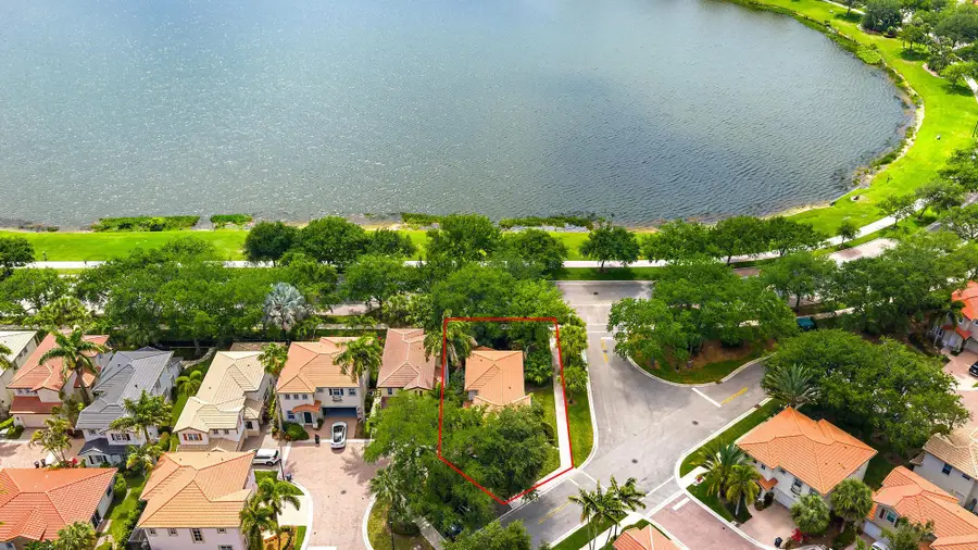 520 Tomahawk Court, Palm Beach Gardens, FL 33410 - #2