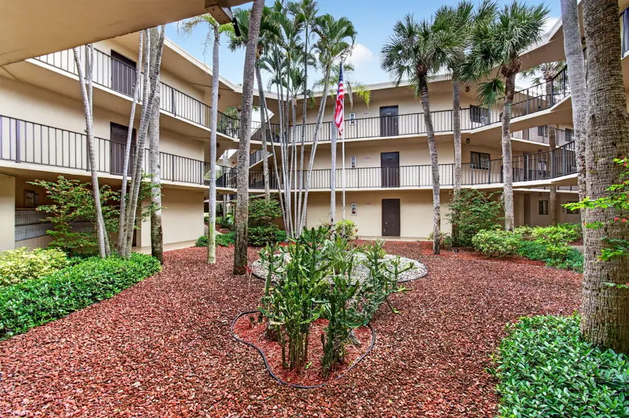 5280 Las Verdes Circle #112, Delray Beach, FL 33484 - #3