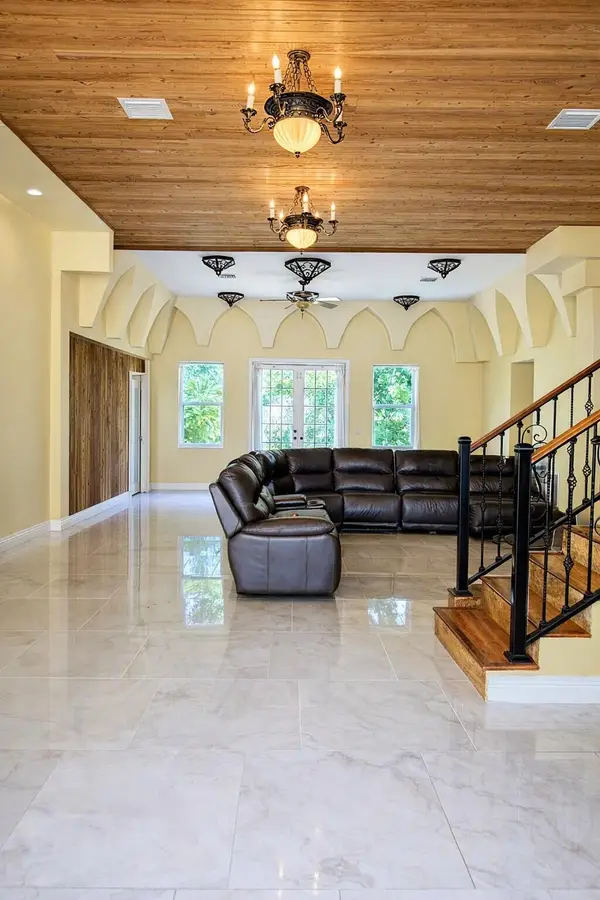 17681 93rd Road N, Loxahatchee, FL 33470