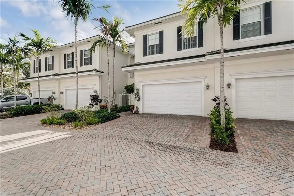 1127 N Victoria Park Road, Fort Lauderdale, FL 33304 - #1