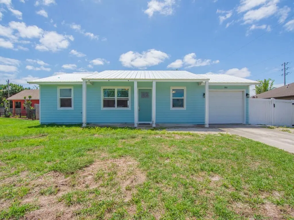 980 SW Connecticut Terrace, Port Saint Lucie, FL 34953 - #1