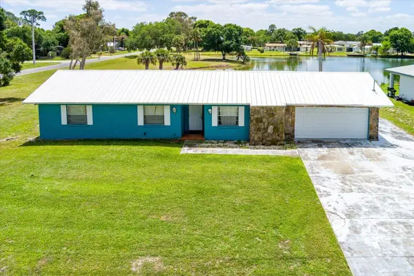 6901 Salerno Road, Fort Pierce, FL 34951