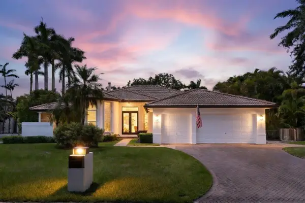 17050 SW 74th Avenue, Palmetto Bay, FL 33157