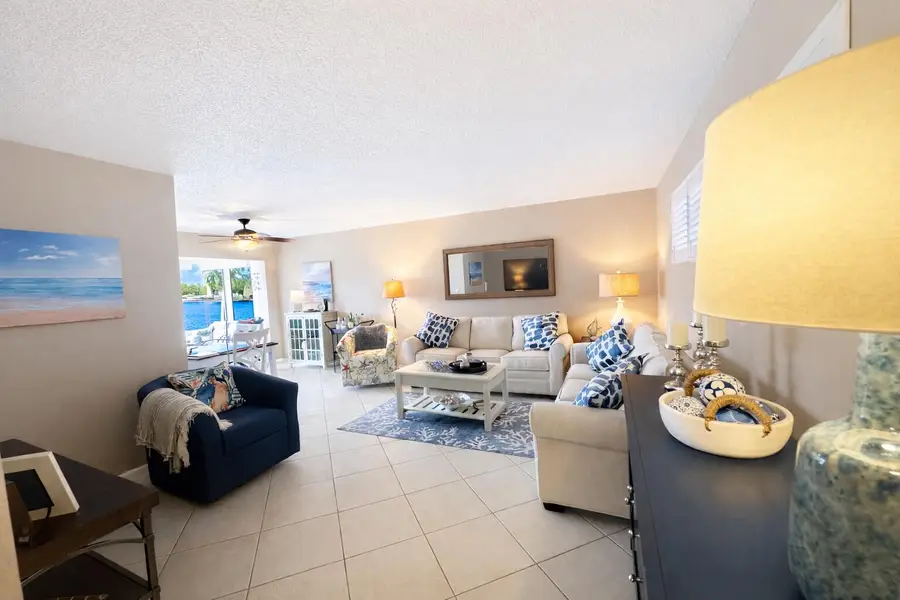 9 Colonial Club Drive #202, Boynton Beach, FL 33435 - #3