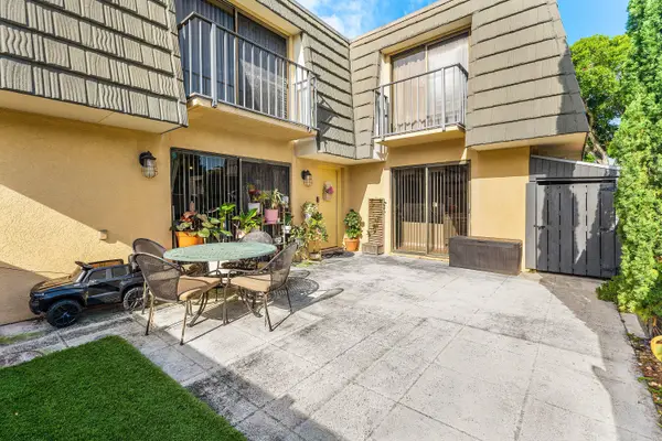 2903 29th Way #2903, West Palm Beach, FL 33407