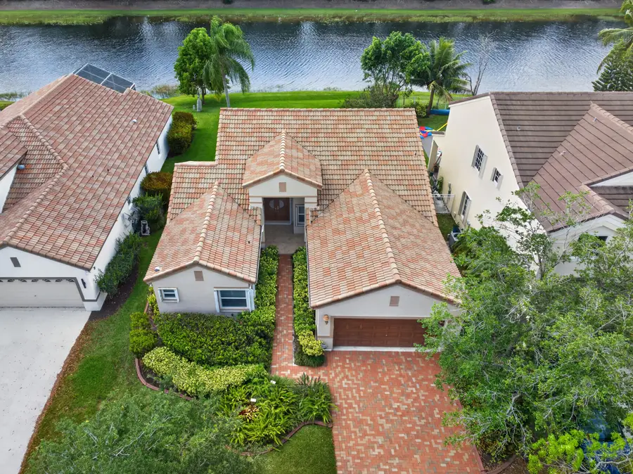 197 Cameron Drive, Weston, FL 33326 - #2