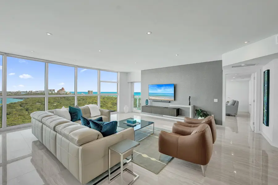 2845 NE 9th Street #Ph5, Fort Lauderdale, FL 33304 - #2