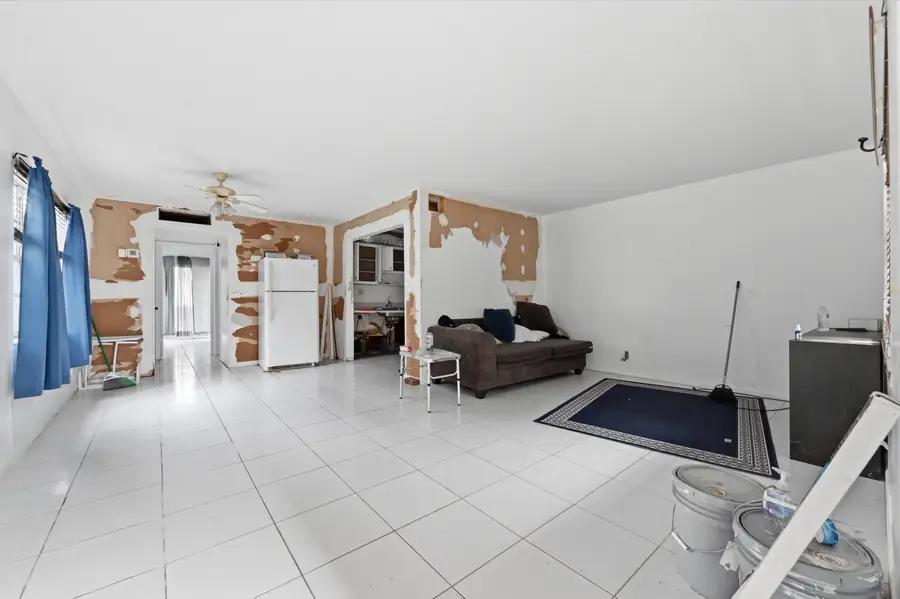 343 Capri #H, Delray Beach, FL 33484 - #3