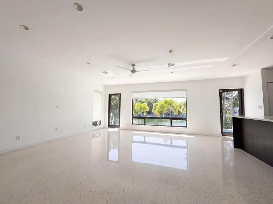 1717 NE 20th Avenue, Fort Lauderdale, FL 33305 - #3