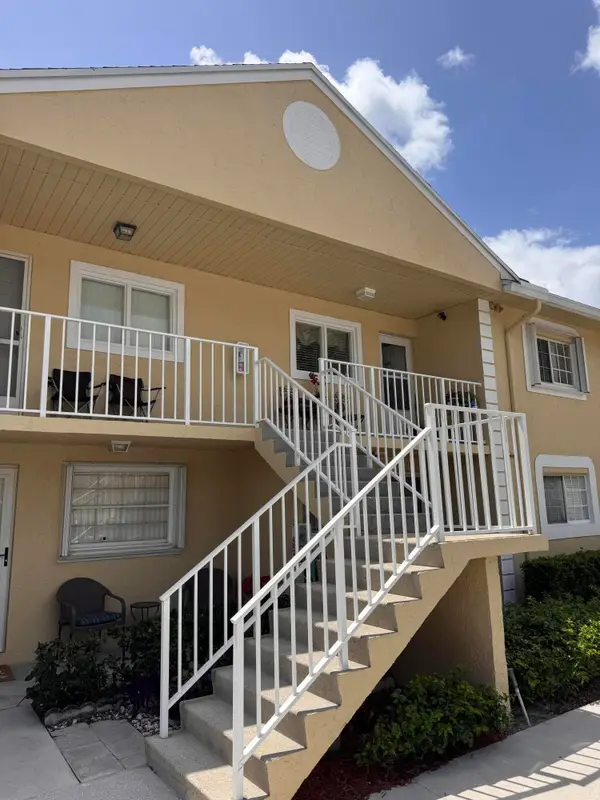 1406 Palm Beach Trace Drive, Royal Palm Beach, FL 33411