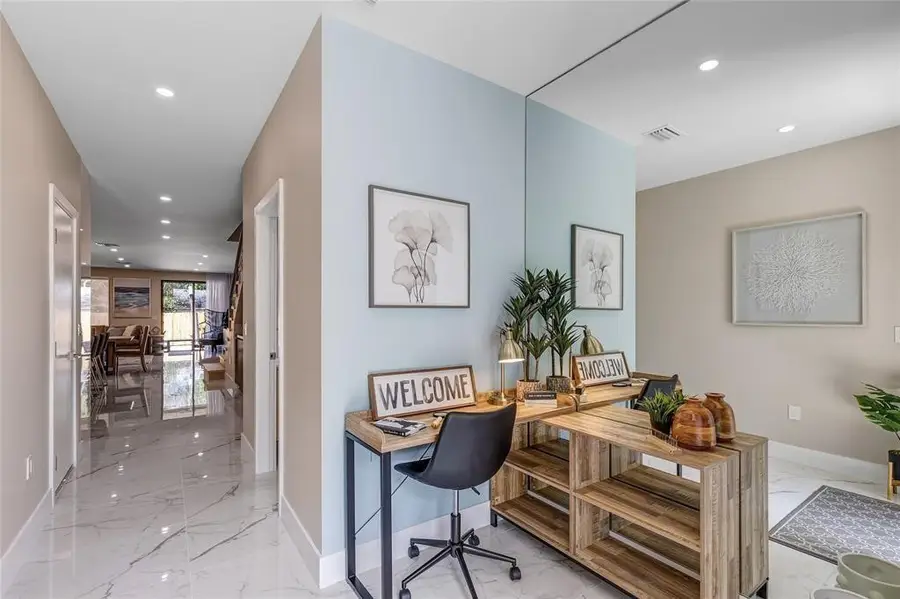 811 SW 10th Terrace, Fort Lauderdale, FL 33315 - #3