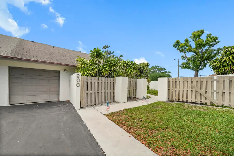 200 SW 29th Avenue, Delray Beach, FL 33445 - #3