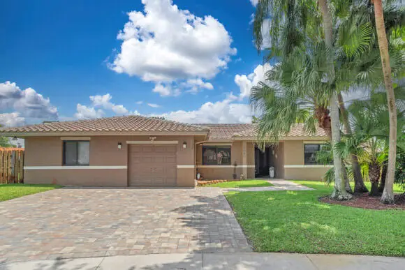 5540 SW 113th Avenue, Cooper City, FL 33330