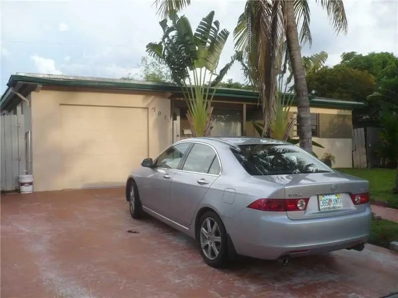 701 NW 74th Avenue, Hollywood, FL 33024 - #1