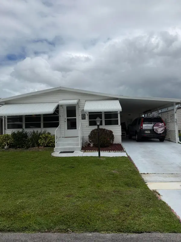 8204 W Bitterbush Lane, Port St Lucie, FL 34952