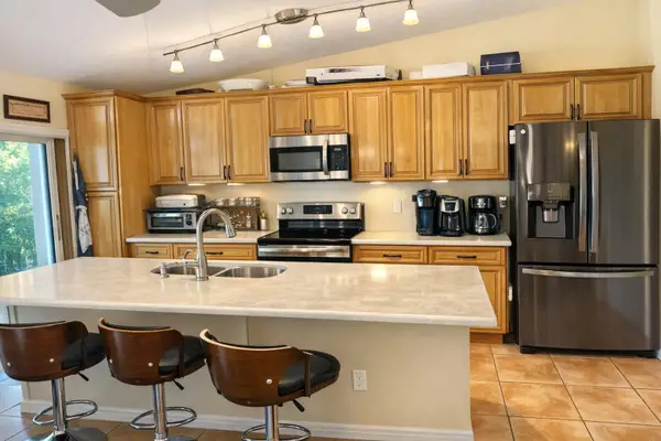 6529 Las Palmas Way, Port St Lucie, FL 34952