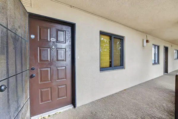 2206 S Cypress Bend Drive #401, Pompano Beach, FL 33069