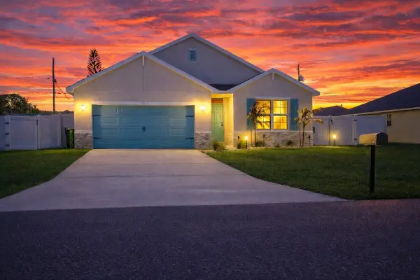 1532 SW Birkey Avenue, Port St Lucie, FL 34953