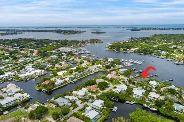 3973 SE Topsail Court, Stuart, FL 34997