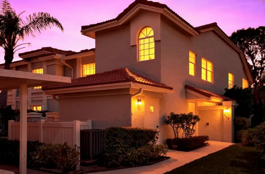 7669 Springwater Place #202, Boynton Beach, FL 33437 - #2