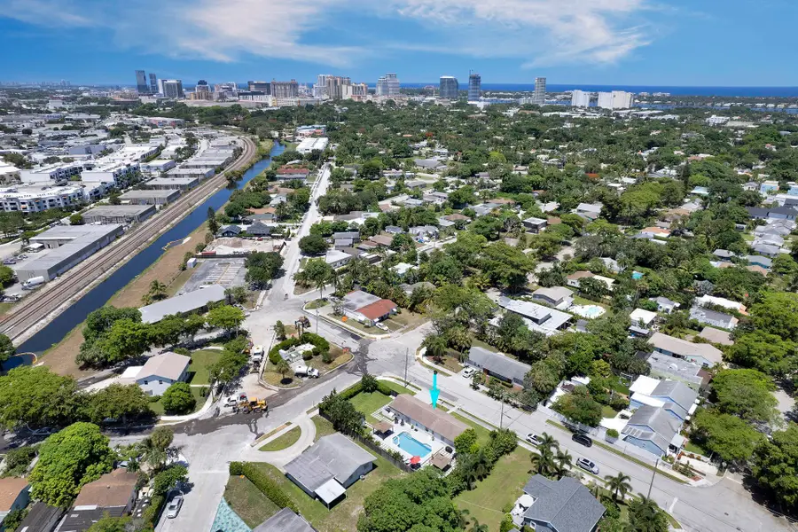 2301 Ridgeway Avenue, West Palm Beach, FL 33401 - #3