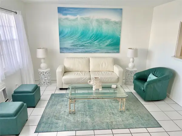 266 Oakridge P #266, Deerfield Beach, FL 33442