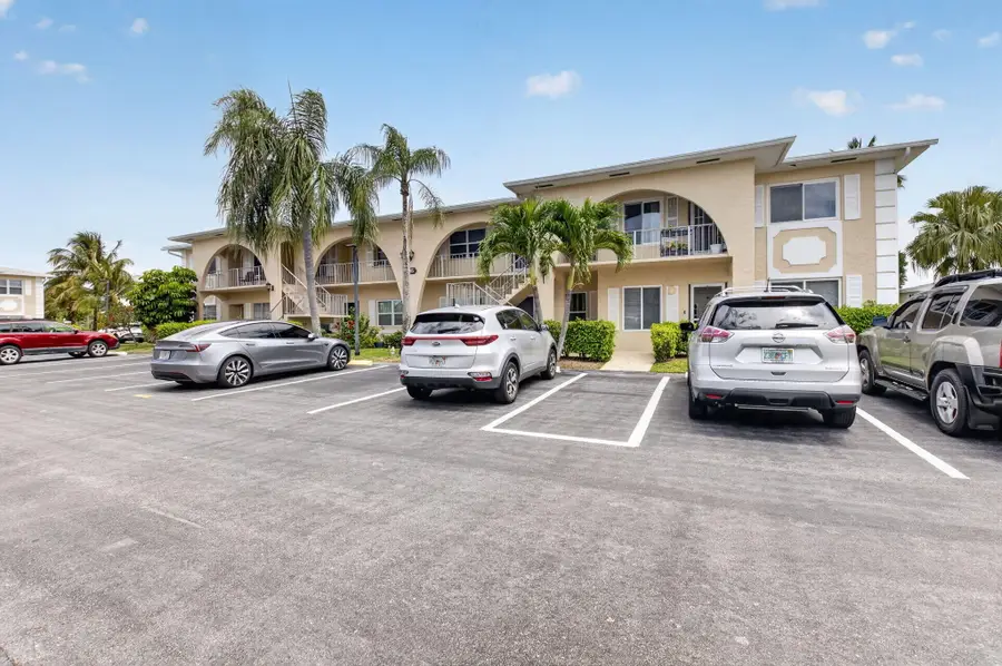 13765 Flora Place #H, Delray Beach, FL 33484 - #2