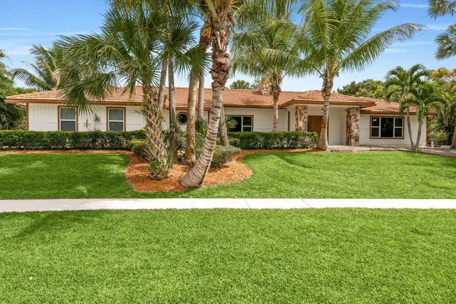 21 Whispering Oaks Circle, West Palm Beach, FL 33411 - #2