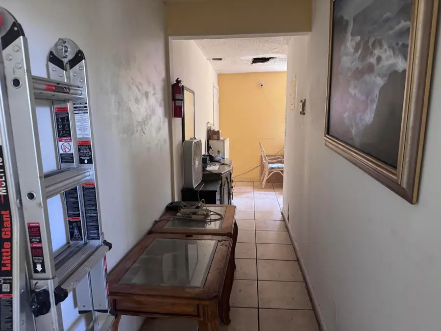 4346 NW 4th Avenue, Deerfield Beach, FL 33064 - #3