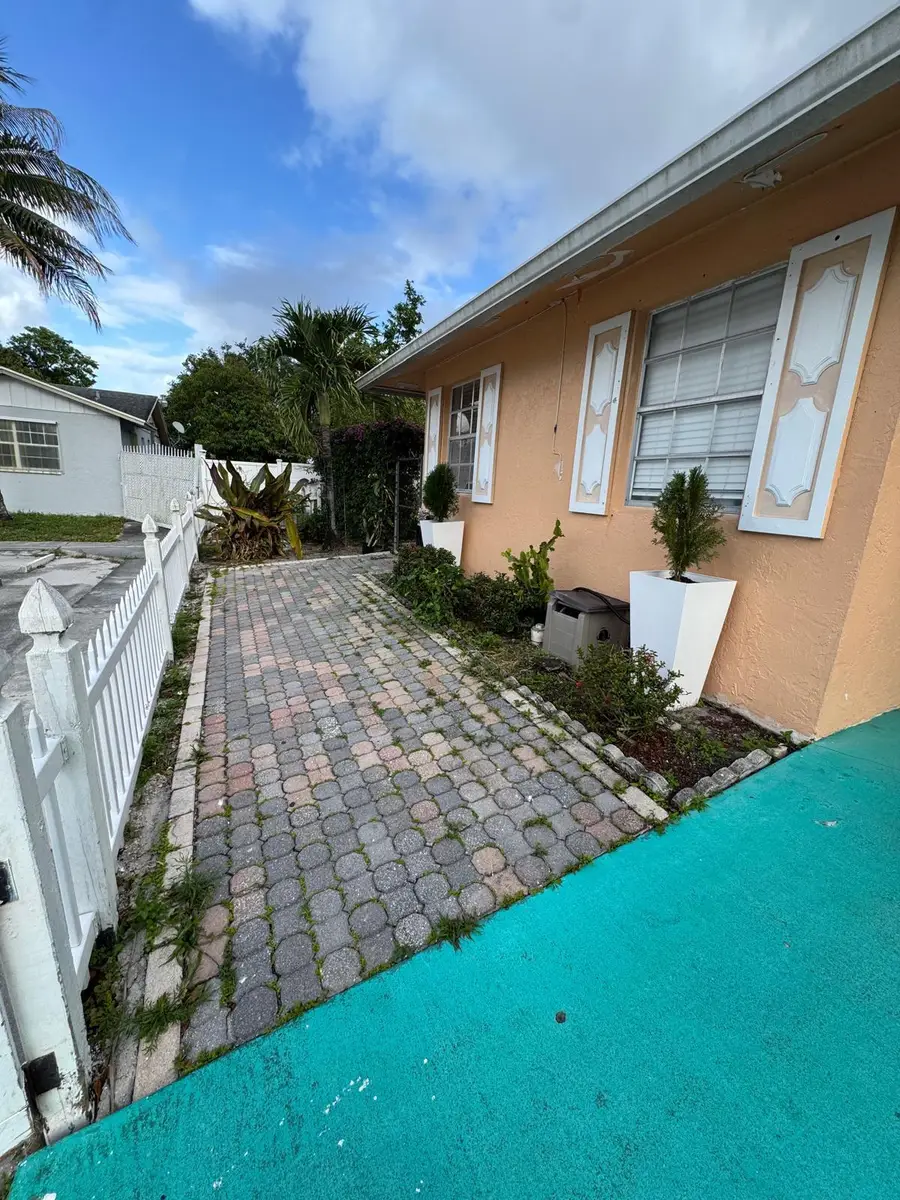 966 Sumter Road E, West Palm Beach, FL 33415 - #2