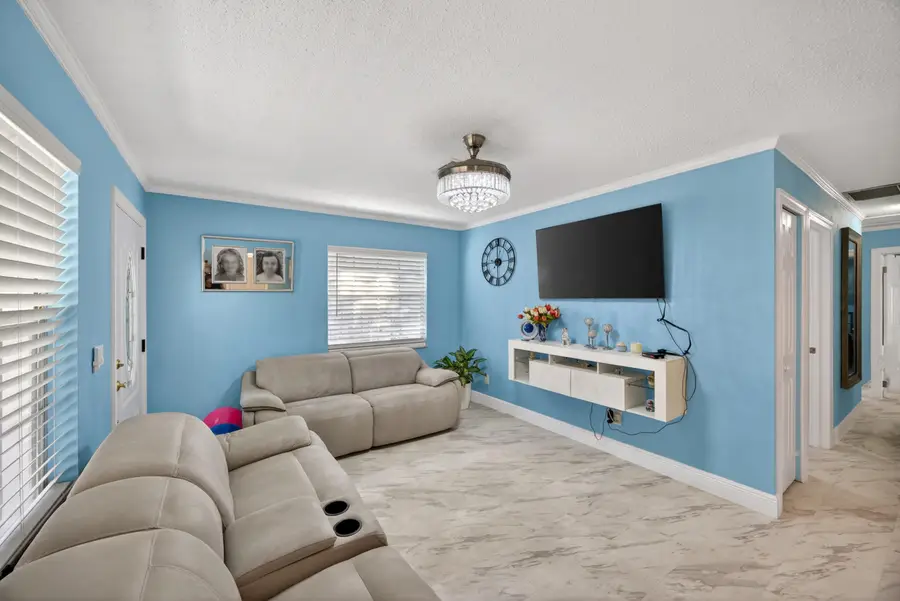 1020 Avon Road, West Palm Beach, FL 33401 - #3