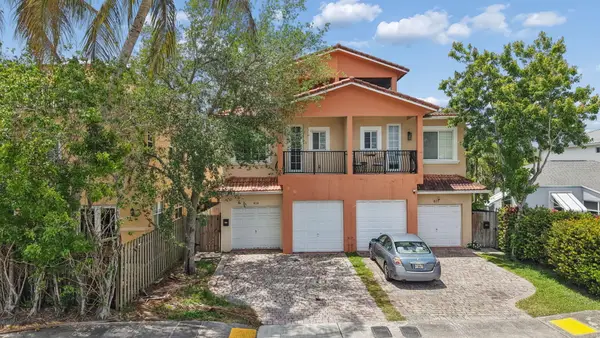 819 SW 7th Avenue, Fort Lauderdale, FL 33315