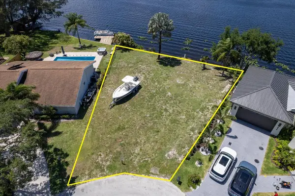 6535 Paul Mar Drive, Lake Worth, FL 33462