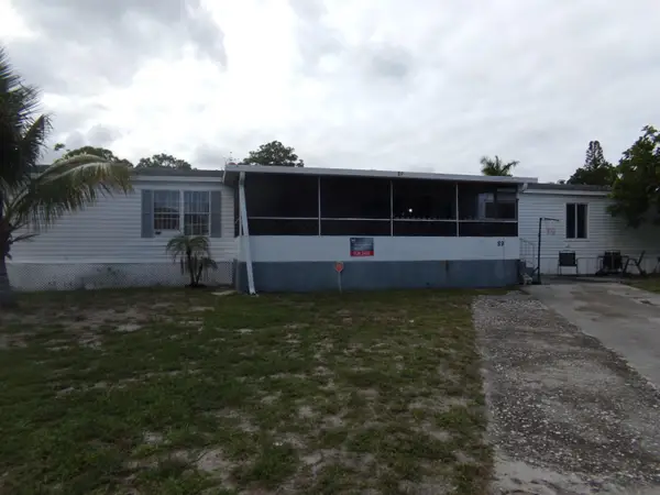 89 S Stuart Circle, Greenacres, FL 33463